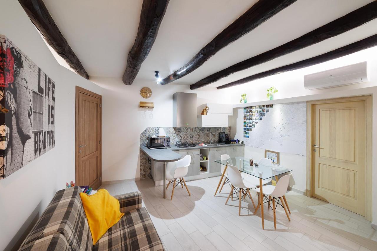Legno Suite By Housein那不勒斯 外观 照片