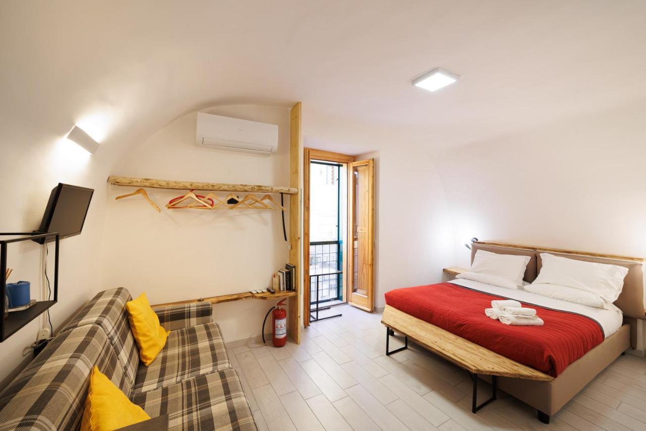 Legno Suite By Housein那不勒斯 外观 照片